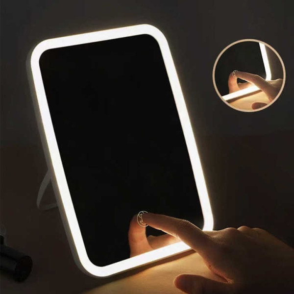 Настольное зеркало для макияжа на аккумуляторе с LED подсветкой и сенсорным включателем