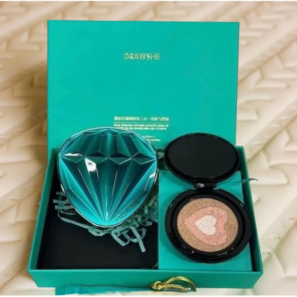 Трехцветный тональный кушон Drawshe Emerald Crystal Glow, увлажнение, сменный блок 24 г