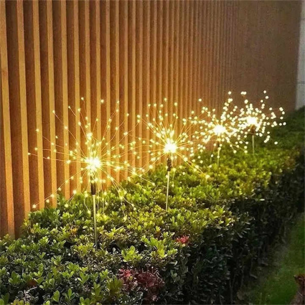 Солнечный светодиодный фонарь «Фейерверк» 180 LED, теплый белый, IP65