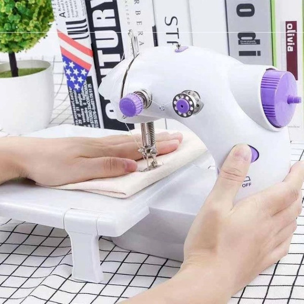 Швейная машинка Mini Sewing SM202A, компактная, с педалью и рабочей доской, питание от сети или батарей