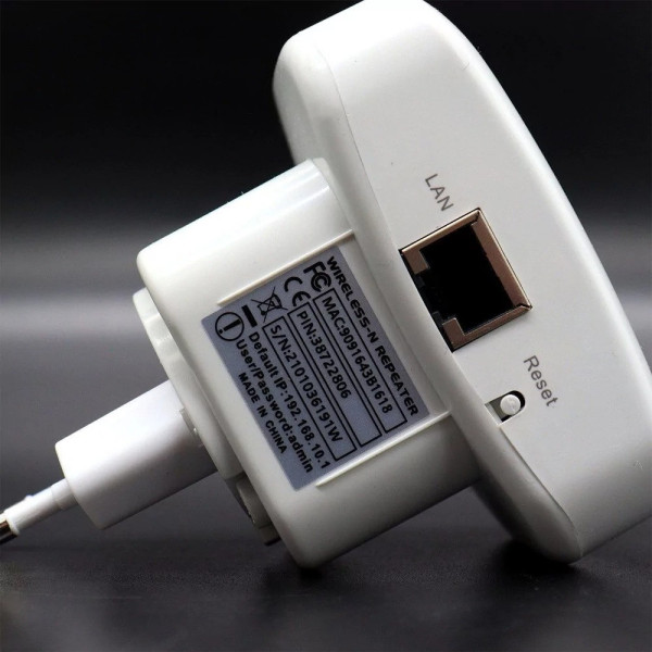 Репитер Wi-Fi Wireless-N Усилитель сигнала и расширитель диапазона до 300 Мбит/с, 2dBi, поддержка WPA/WPA2/WEP